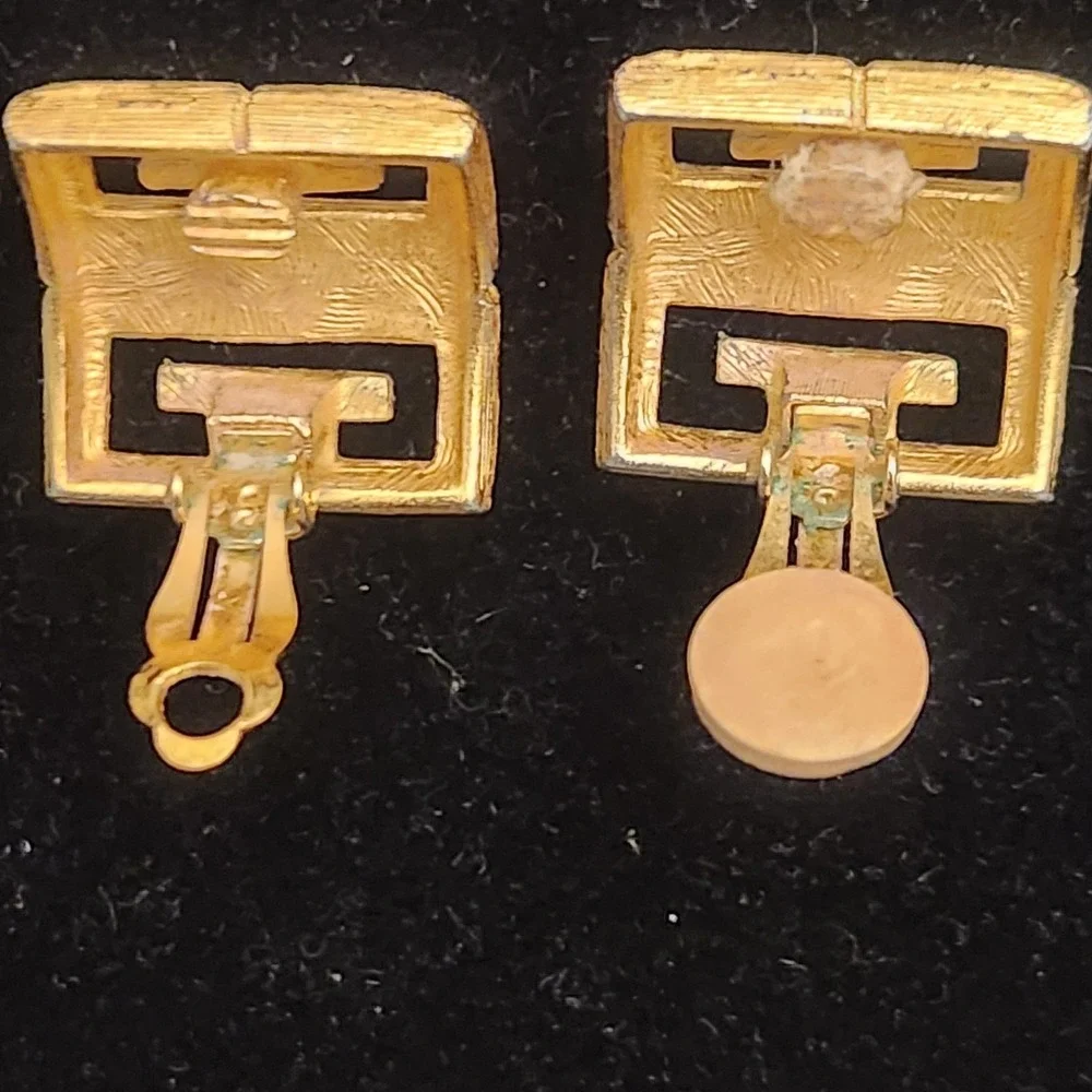 GIVENCHY GG GOLD PLATED EARRINGS‎ Clip-on